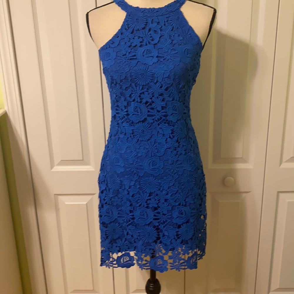 Lulus lace overlay dress